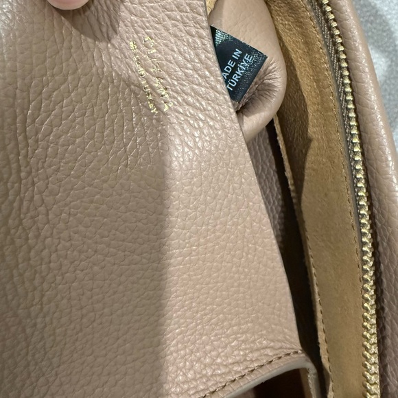 Cuyana Tall Easy Zipper Tote - Picture 6 of 8